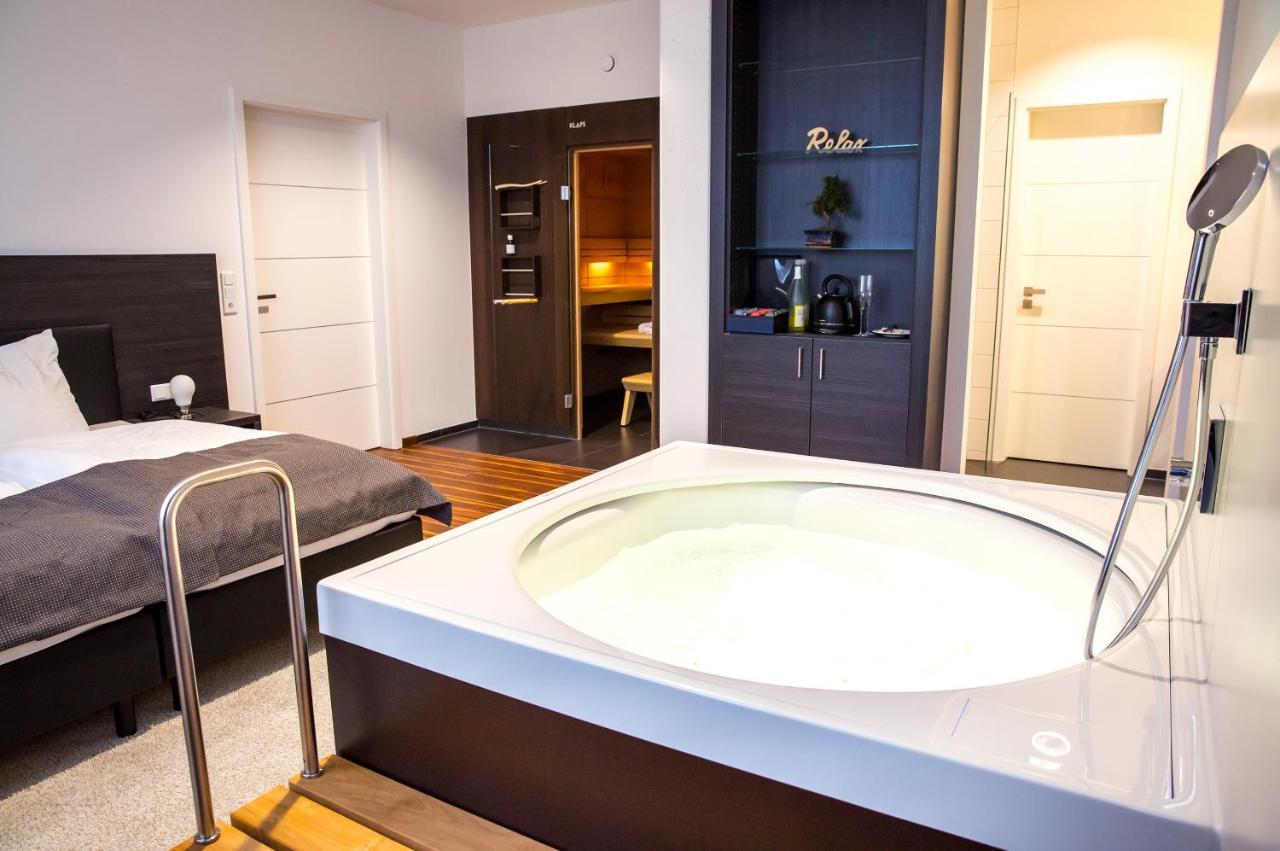 Plus Punkt Private Spa Weingarten  Ngoại thất bức ảnh